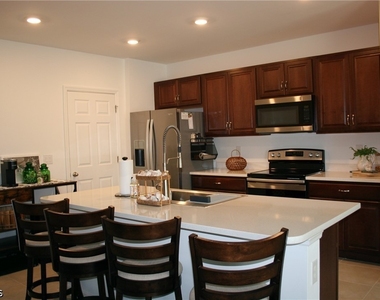 20056 Sweetbay Drive - Photo Thumbnail 24