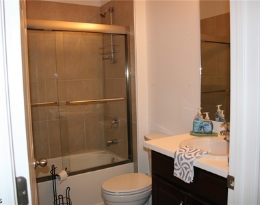 20056 Sweetbay Drive - Photo Thumbnail 6