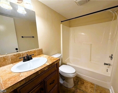 3920 Orange Grove Boulevard - Photo Thumbnail 8