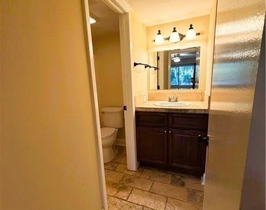 3920 Orange Grove Boulevard - Photo Thumbnail 9