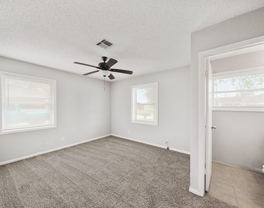 3006 14th Avenue N - Photo Thumbnail 14