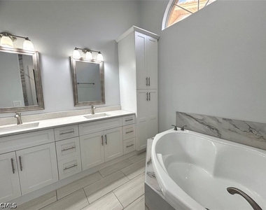 12396 Kelly Sands Way - Photo Thumbnail 16