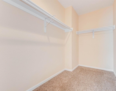 8605 Beviamo Street - Photo Thumbnail 21