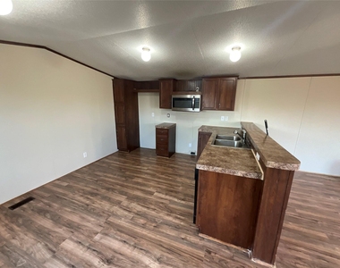 133 Country Oaks Street - Photo Thumbnail 7