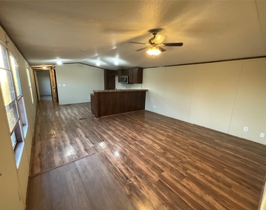 133 Country Oaks Street - Photo Thumbnail 16