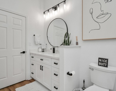 1441 East Street - Photo Thumbnail 14