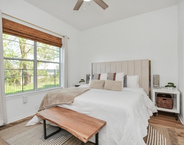 1441 East Street - Photo Thumbnail 9