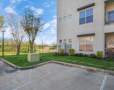 1441 East Street - Photo Thumbnail 25