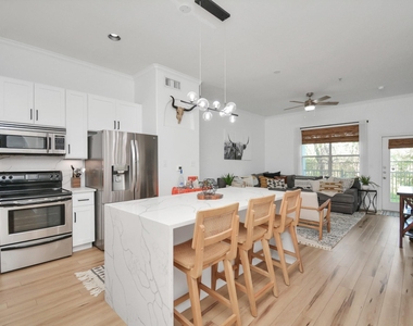 1441 East Street - Photo Thumbnail 1