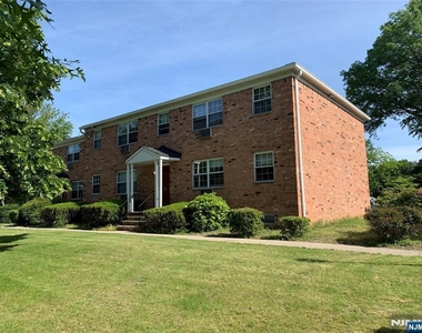 153 Park - Photo Thumbnail 19