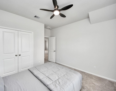 10618 Amador Peak Drive - Photo Thumbnail 24