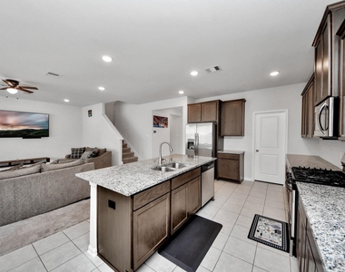 10618 Amador Peak Drive - Photo Thumbnail 27