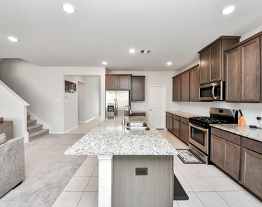 10618 Amador Peak Drive - Photo Thumbnail 15