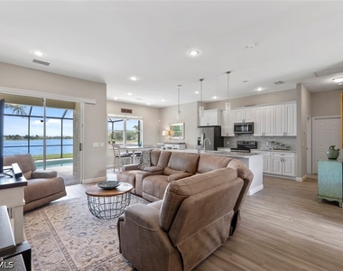 2970 Orange Grove Trail - Photo Thumbnail 7