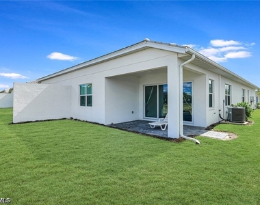 9209 Cayman Drive N - Photo Thumbnail 36