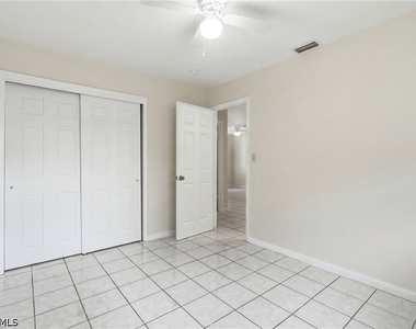 1195 S Alhambra Circle - Photo Thumbnail 3