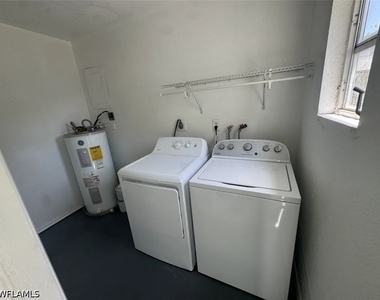 1195 S Alhambra Circle - Photo Thumbnail 22