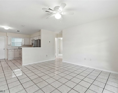 1195 S Alhambra Circle - Photo Thumbnail 7