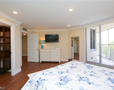 4041 Gulf Shore Boulevard N - Photo Thumbnail 15