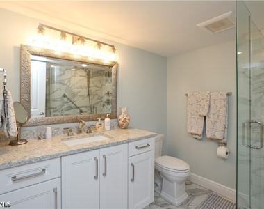 4041 Gulf Shore Boulevard N - Photo Thumbnail 18