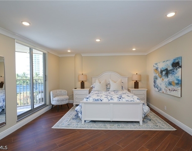 4041 Gulf Shore Boulevard N - Photo Thumbnail 14