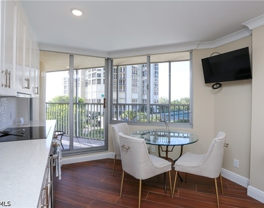 4041 Gulf Shore Boulevard N - Photo Thumbnail 12