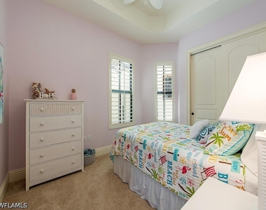 8000 Cordoba Place - Photo Thumbnail 9