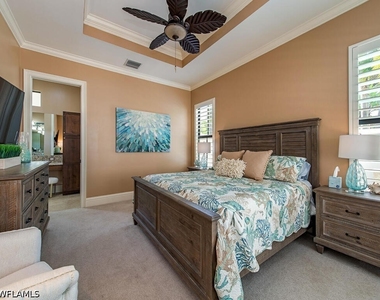 8000 Cordoba Place - Photo Thumbnail 7