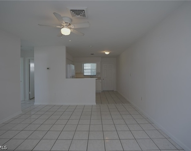 1193 S Alhambra Circle - Photo Thumbnail 5