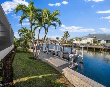 409 Waterleaf Court - Photo Thumbnail 21