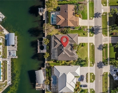 409 Waterleaf Court - Photo Thumbnail 23