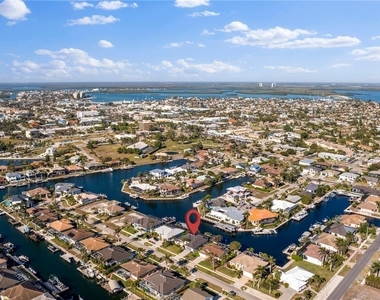 409 Waterleaf Court - Photo Thumbnail 25