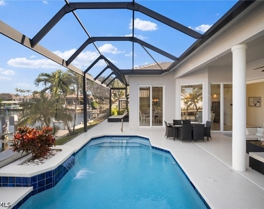 409 Waterleaf Court - Photo Thumbnail 17