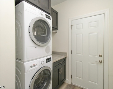 5632 Whisperwood Boulevard - Photo Thumbnail 41