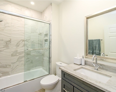 5632 Whisperwood Boulevard - Photo Thumbnail 44