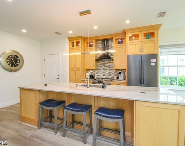 5632 Whisperwood Boulevard - Photo Thumbnail 18