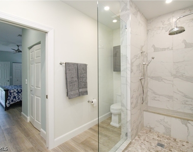 5632 Whisperwood Boulevard - Photo Thumbnail 36