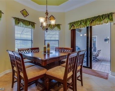 7771 Cottesmore Drive - Photo Thumbnail 10
