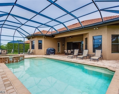 7771 Cottesmore Drive - Photo Thumbnail 13