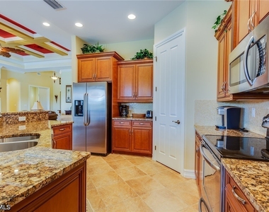 7771 Cottesmore Drive - Photo Thumbnail 9