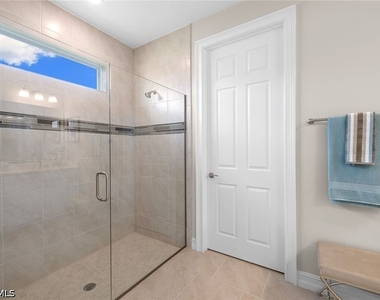 18713 Lake Hammock Drive - Photo Thumbnail 14