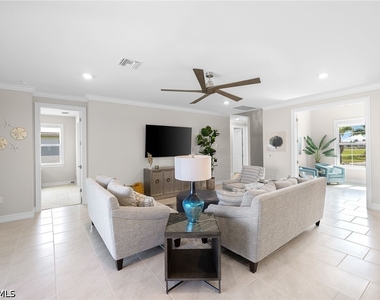 18713 Lake Hammock Drive - Photo Thumbnail 4