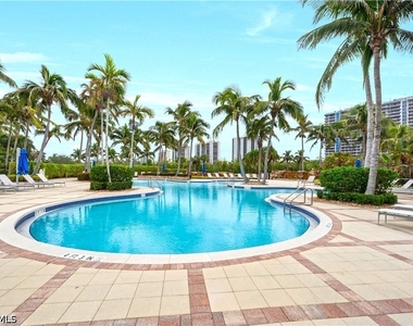 24031 Via Castella Drive - Photo Thumbnail 32