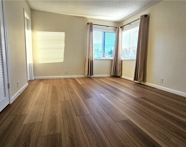 301 6th Avenue S - Photo Thumbnail 18