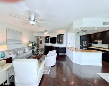 705 10th Street S - Photo Thumbnail 3