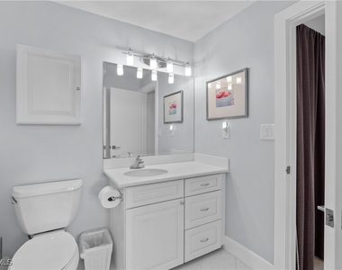 3308 Europa Drive - Photo Thumbnail 15
