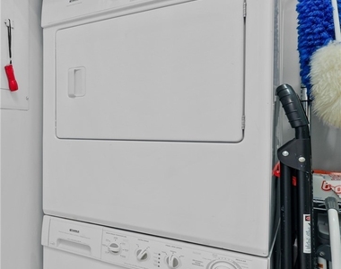 3308 Europa Drive - Photo Thumbnail 2