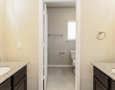 3209 Vintage Creek Court - Photo Thumbnail 7
