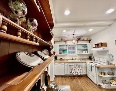 14254 State Highway 16 N - Photo Thumbnail 8
