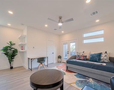 2909 Nagle Street - Photo Thumbnail 25